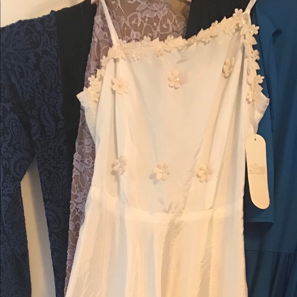 New White shinny evening dress